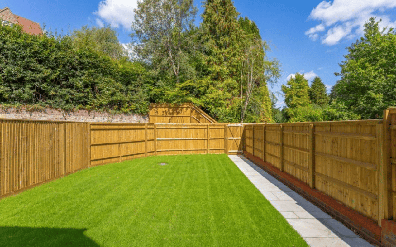 garden plot 2 in new build property development in haslemere Surrey